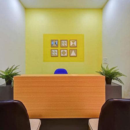 Oyo Home 78047 Alluring Stay Pimpri Pimpri-Chinchwad מראה חיצוני תמונה