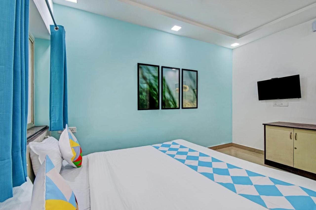 Oyo Home 78047 Alluring Stay Pimpri Pimpri-Chinchwad מראה חיצוני תמונה