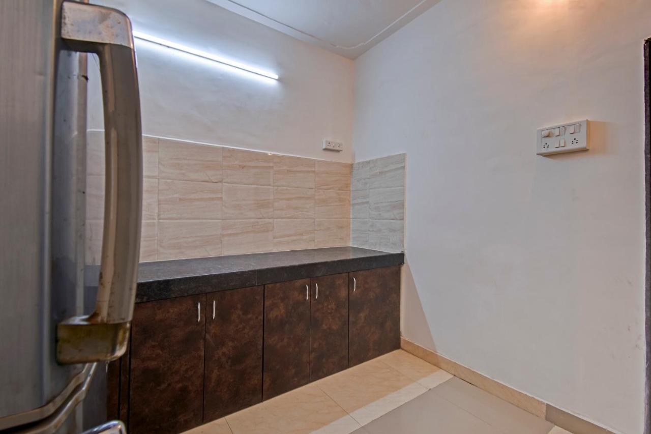 Oyo Home 78047 Alluring Stay Pimpri Pimpri-Chinchwad מראה חיצוני תמונה